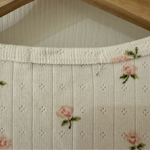 Brandy Melville Floral Top and Shorts Set - Picture 6 of 6